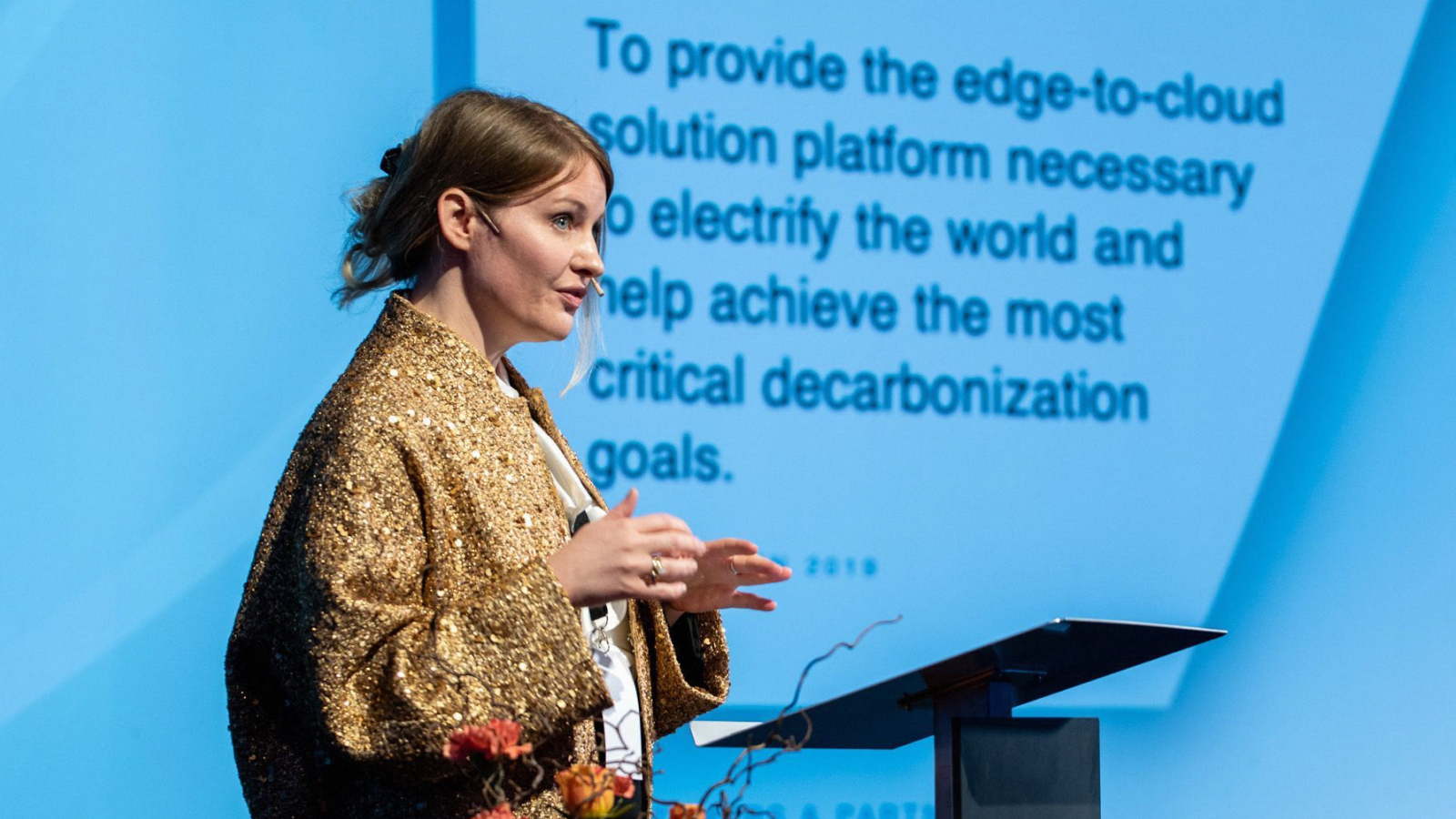 Caroline presenting Pratexo's mission for decarbonization